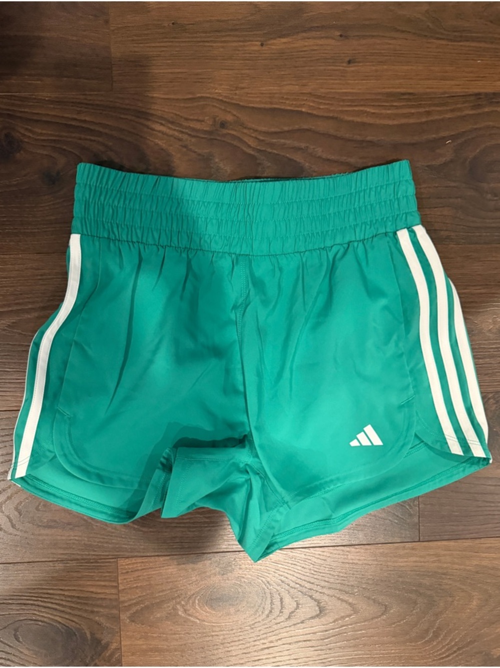 Adidas Rare Sample Tag Green 3-Stripe Running Shorts NWT Women’s Small